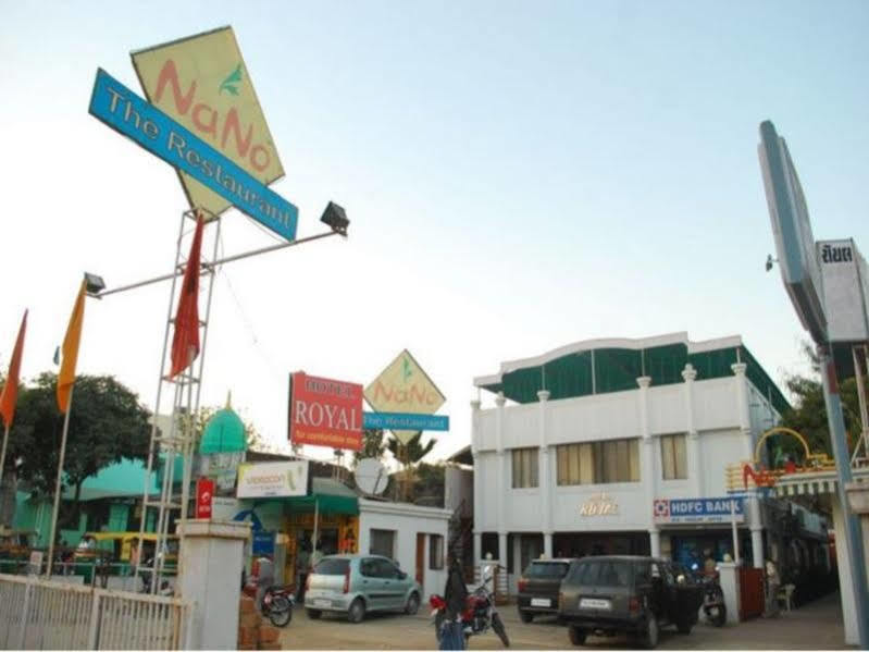 Royal Hotel Ahmedabad Exterior photo